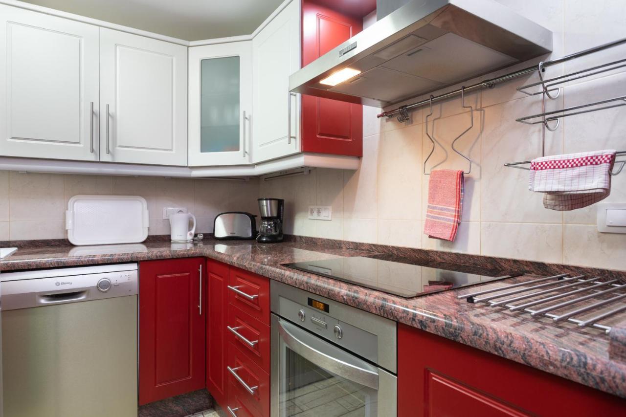 Exclusive Penthouse Playa Las Vistas 4 Close To The Sea And Beach, Aircondition For A Fee, Wifi, Terrace, Heated Pool Playa de las Américas Eksteriør billede