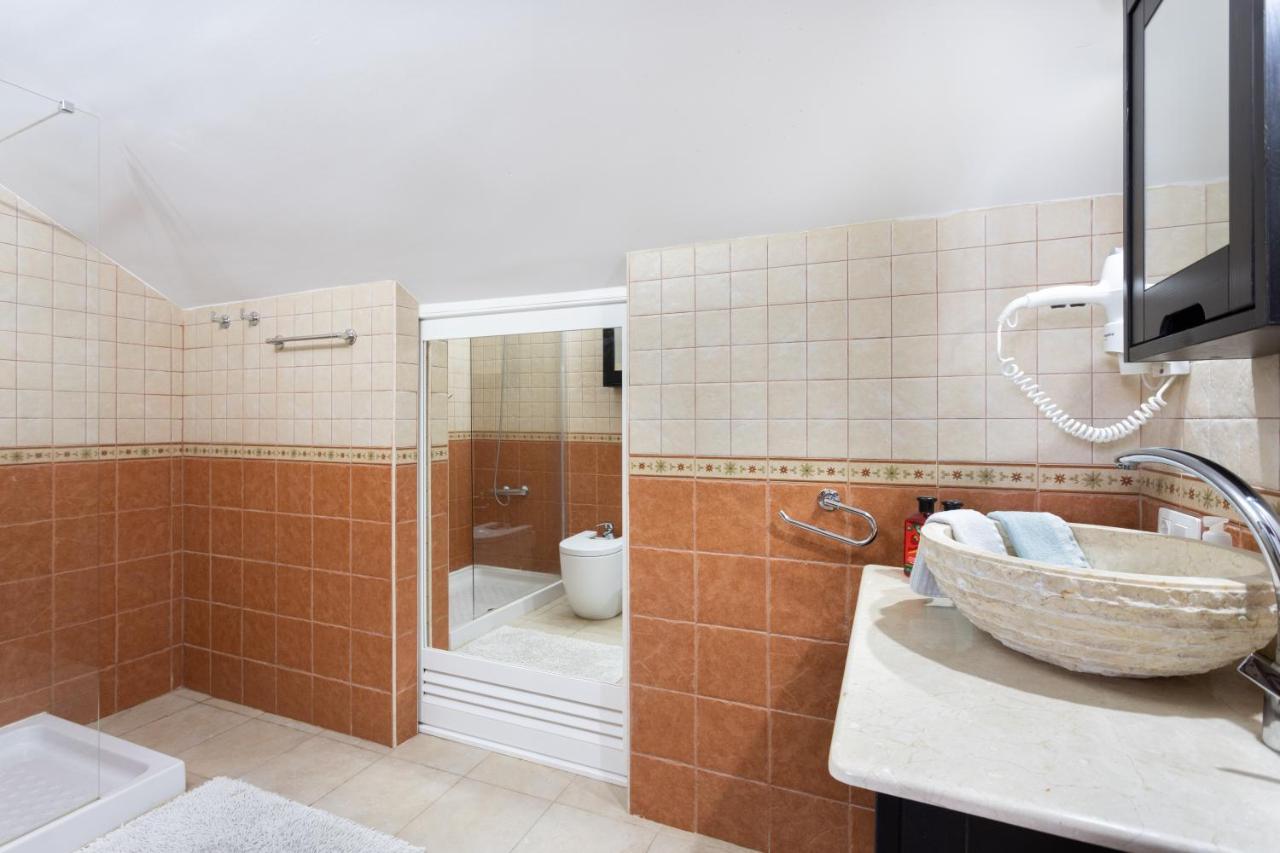 Exclusive Penthouse Playa Las Vistas 4 Close To The Sea And Beach, Aircondition For A Fee, Wifi, Terrace, Heated Pool Playa de las Américas Eksteriør billede