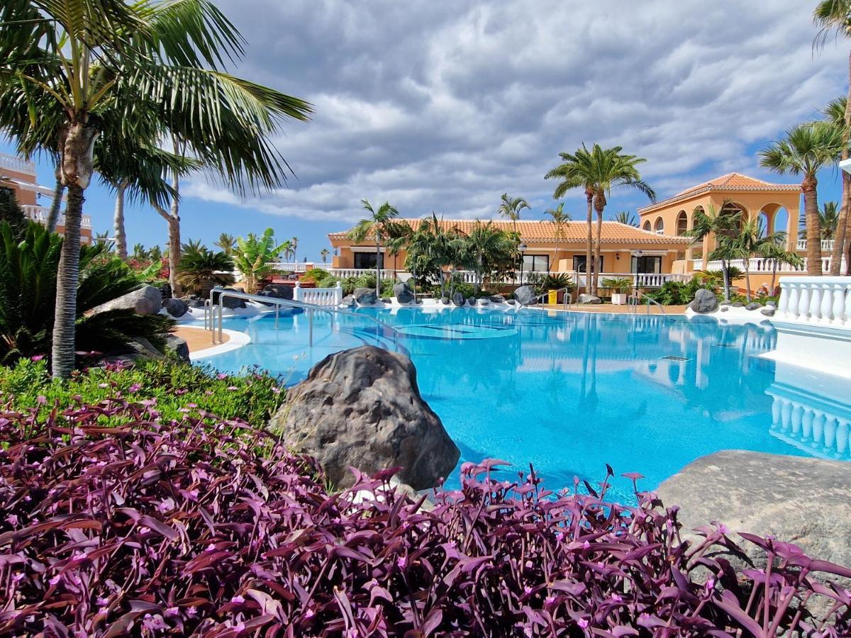 Exclusive Penthouse Playa Las Vistas 4 Close To The Sea And Beach, Aircondition For A Fee, Wifi, Terrace, Heated Pool Playa de las Américas Eksteriør billede