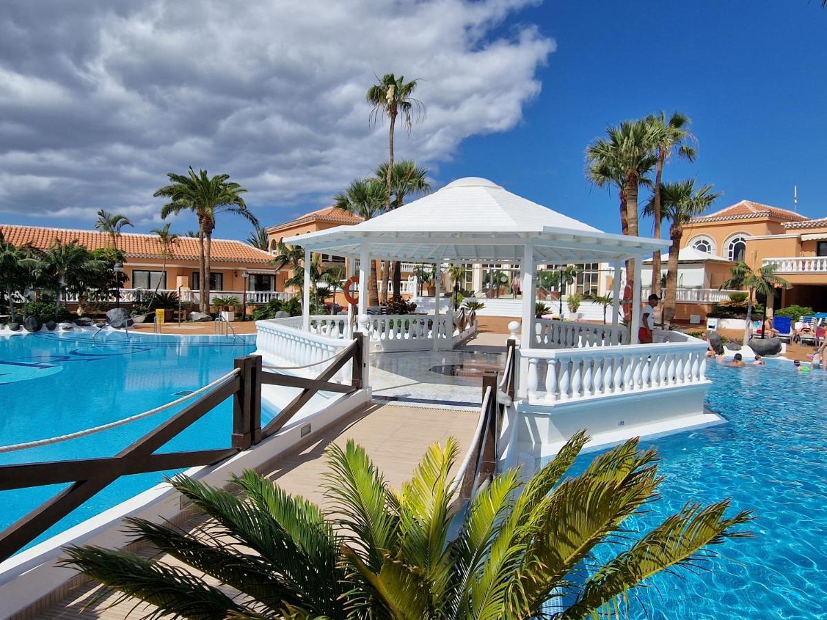 Exclusive Penthouse Playa Las Vistas 4 Close To The Sea And Beach, Aircondition For A Fee, Wifi, Terrace, Heated Pool Playa de las Américas Eksteriør billede